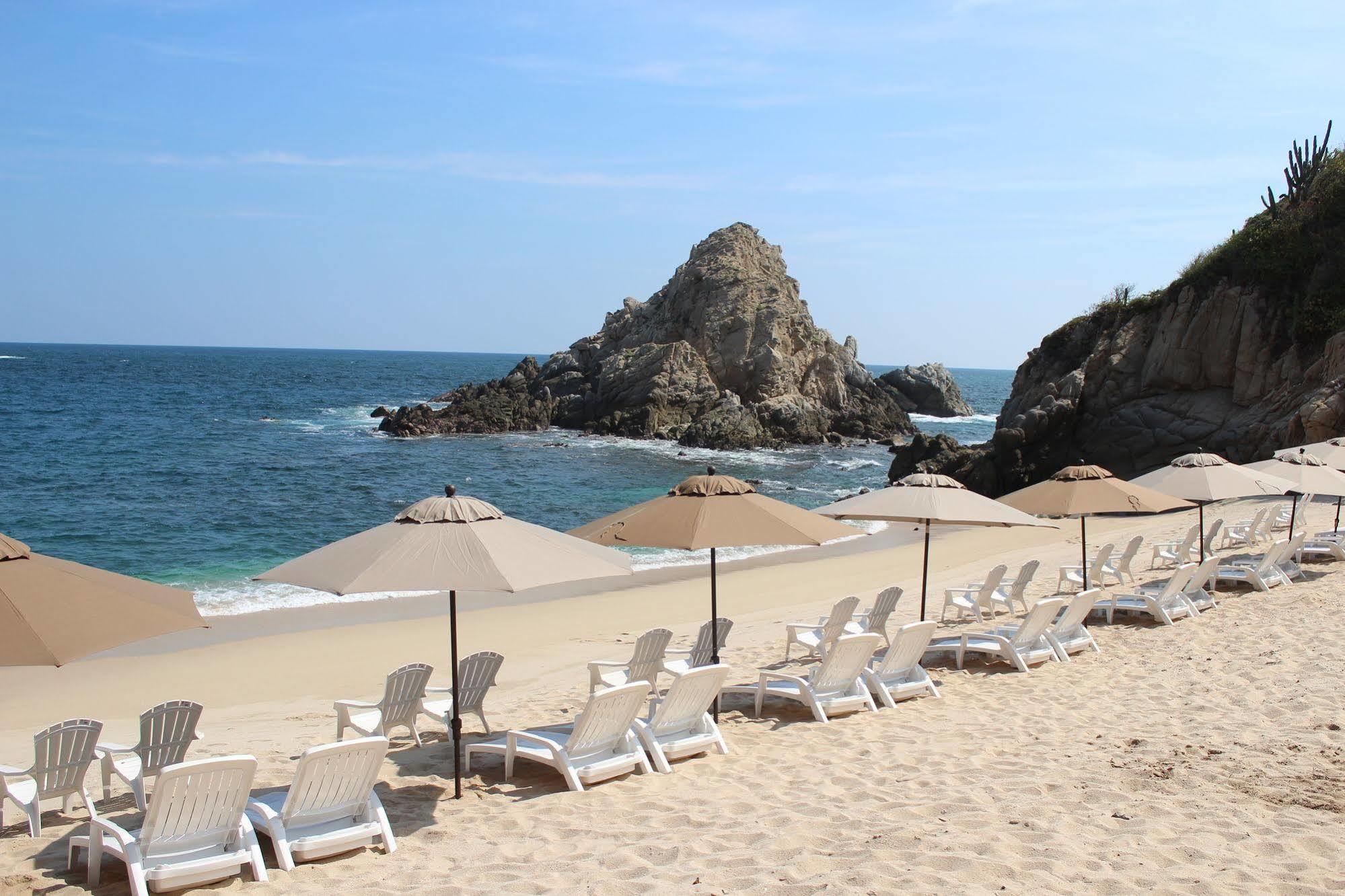 HOTEL ISLA NATURA BEACH HUATULCO TANGOLUNDA 4* (Mexico) - from US$ 274 |  BOOKED